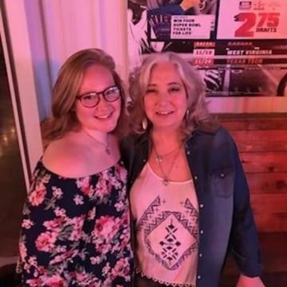 Meet your Posher, Kelly - Picture 1 of 1